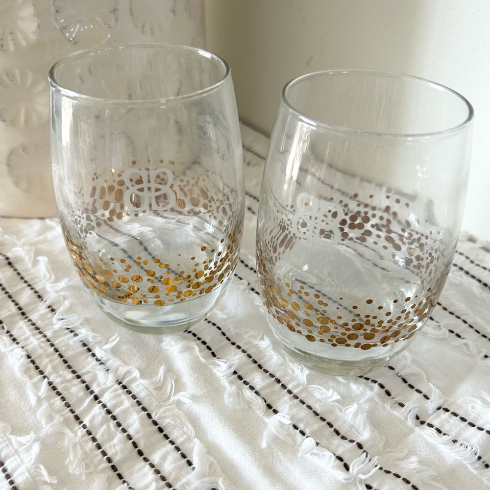 Set of 2 Baileys Irish Cream Holiday Cocktail Glasses 2013 Gold Dot BB